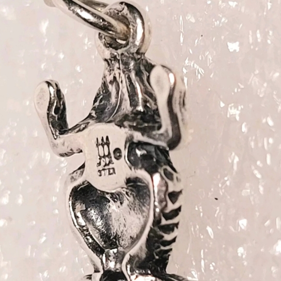 SOLD-Retired James Avery Horned Toad Lizard Charm/Pendant - Picture 5 of 14